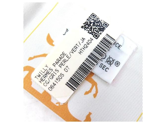 Hermès Foulard in seta HERMES PARADE Grigio - vista 8