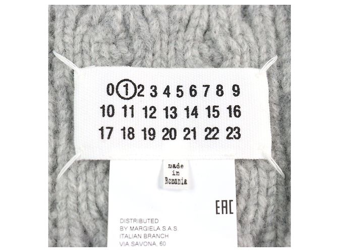 Maison Martin Margiela Maison Margiela 1 Bester Icon Stitch Poncho-Stil Pullover aus Wolle Grau - Ansicht 6