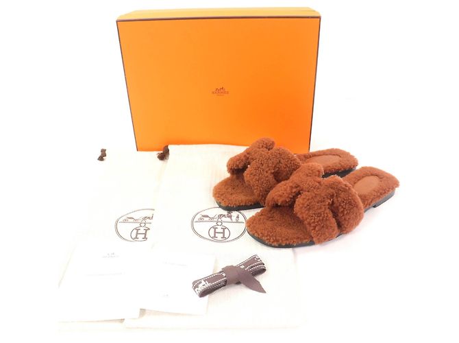Mules Mouton Hermès Oran Marrone - vista 2