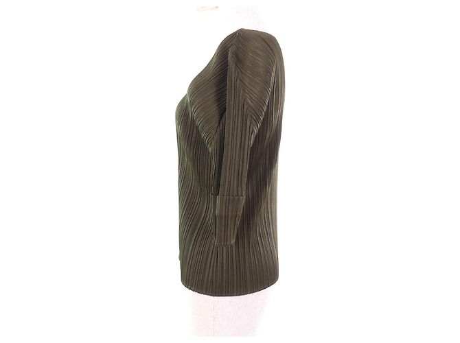 Issey Miyake PLEATS PLEASE PLEATS PLEASE T-Shirt aus Polyester Grün Khaki - Ansicht 2