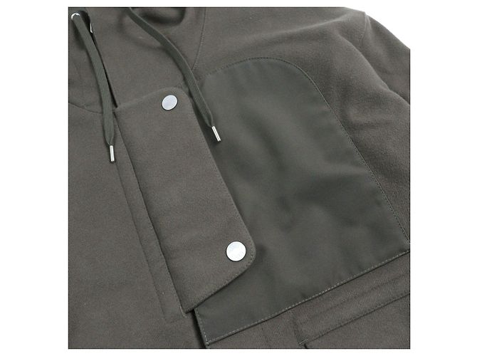 Hermès Herrenjacke aus Wolle und Nylon mit Knöpfen Hermes Serie Grün - Ansicht 8