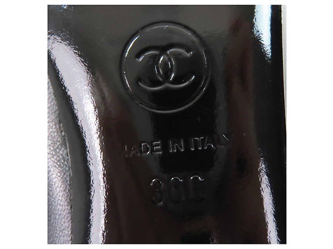 Timeless Chanel COCO Mark Matelassé Leder-Pumps Schwarz - Ansicht 11