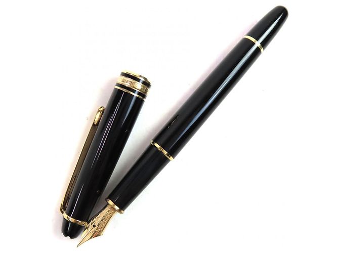 Montblanc Meisterstück 14K Füllfederhalter Schwarz - Ansicht 3