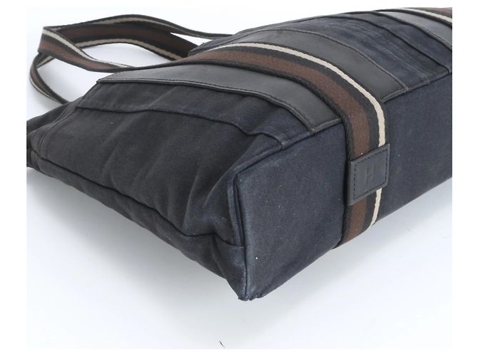 Sac à main en cuir Hermès Troca Horizontal MM Marron Noir - vue 4
