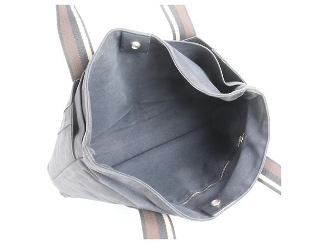 Sac à main en cuir Hermès Troca Horizontal MM Marron Noir - vue 7