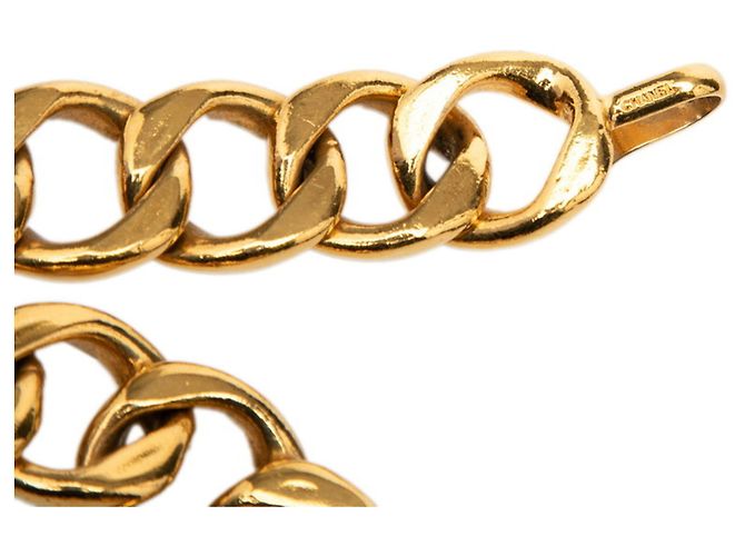 Cinturón de mujer dorado de la línea Cambon de Chanel - vista 3