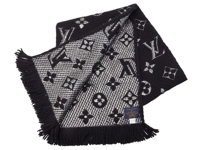 Stola Logomania Shine di Louis Vuitton Nero - vista 2