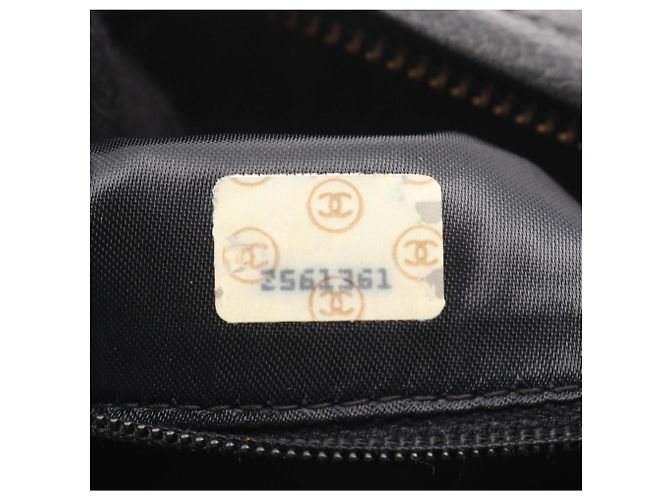 Borsa a Spalla Chanel V-Stitch Chevron Nero - vista 5