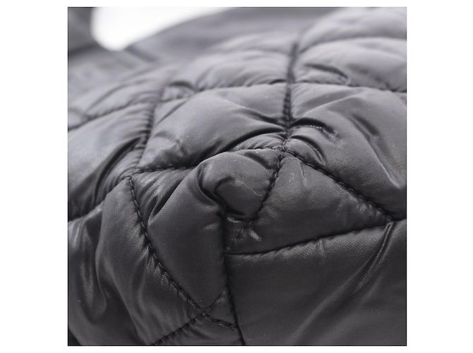Borsa Tote Piccola Coco Cocoon di Chanel Nero Bordò - vista 12