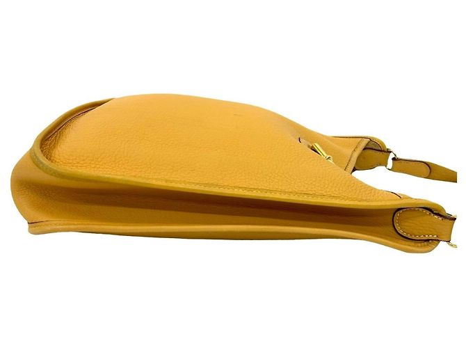 Borsa a Spalla Hermès Vespa PM in Pelle Togo Giallo - vista 6