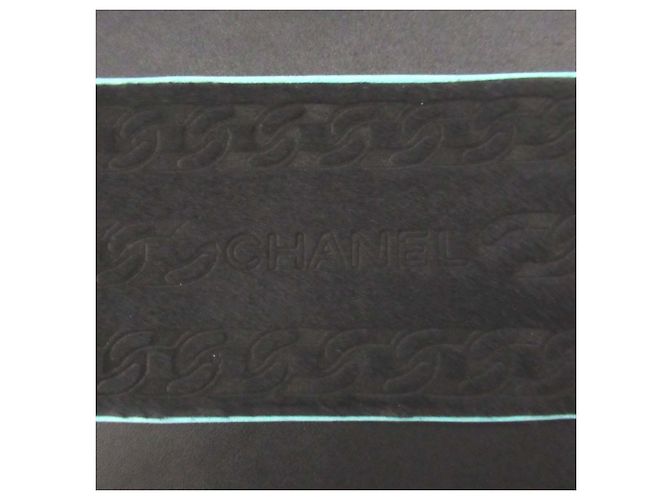 Bracciale largo in pelle Harako di Chanel Nero Blu - vista 3