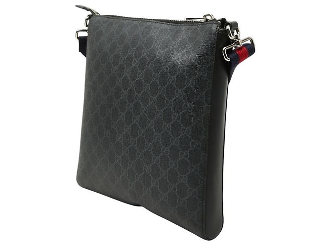 Gucci GG Supreme Crossbody Shoulder Bag Black - view 2