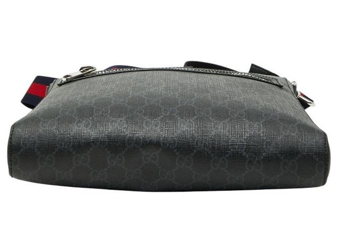 Gucci GG Supreme Crossbody Shoulder Bag Black - view 3