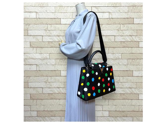 Capucines Borsa a Spalla Louis Vuitton Collaborazione Yayoi Kusama Nero Multicolore - vista 2