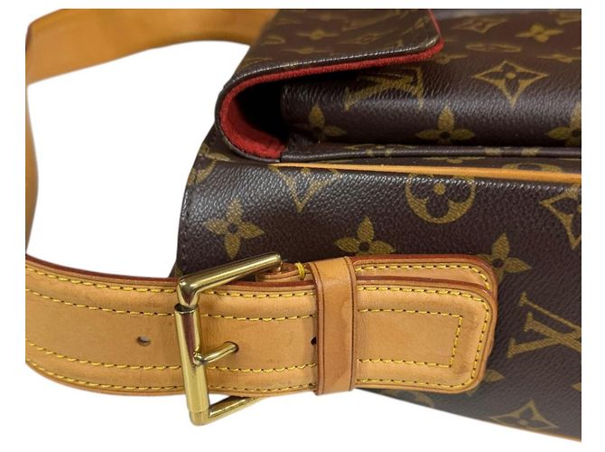 Borsa a Spalla Monogram Viva Cite GM di Louis Vuitton Marrone - vista 15