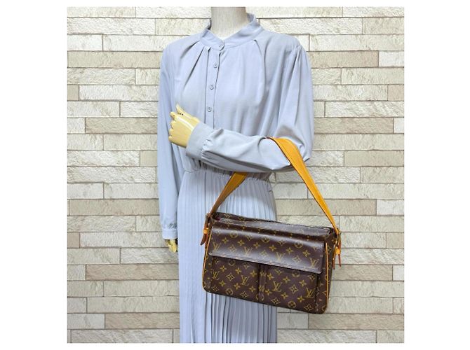 Borsa a Spalla Monogram Viva Cite GM di Louis Vuitton Marrone - vista 2