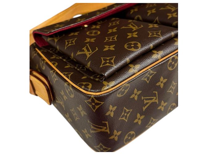 Borsa a Spalla Monogram Viva Cite GM di Louis Vuitton Marrone - vista 8