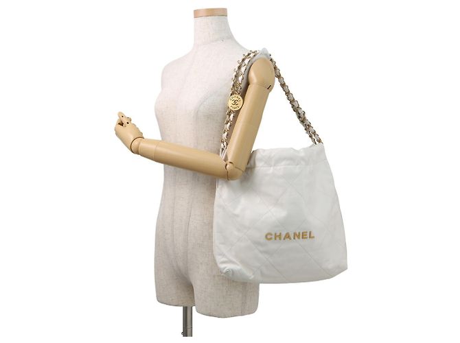 Chanel 22 Matelassé Piccola Borsa Bianco - vista 4