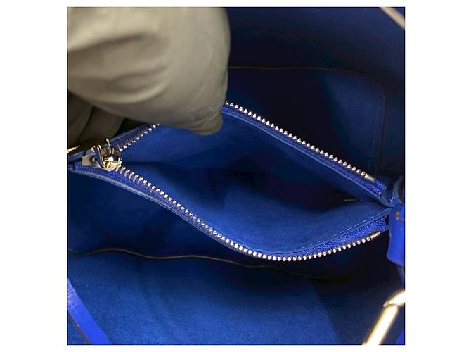 Néonoé Borsa a mano/spalla Louis Vuitton NeoNoe MM in pelle Epi Rosso Blu - vista 10