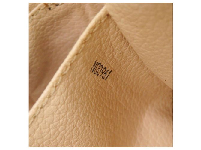 Borsa Clutch Louis Vuitton True Toilet 28 Monogram Marrone Monogramma - vista 9