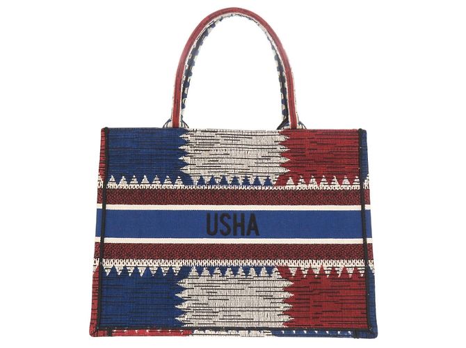Christian Dior Book Tote Medium aus französischem Flaggen-Canvas - Ansicht 2
