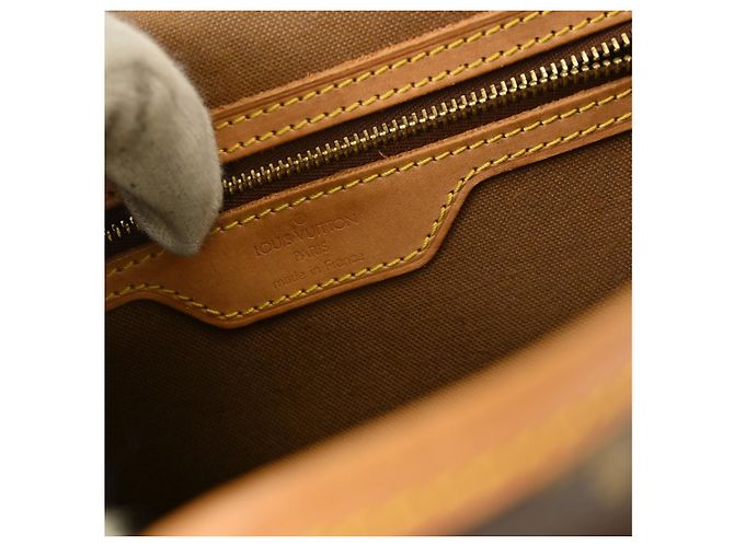 Gibeciere Borsa Messenger Gibecière Monogram Canvas MM Louis Vuitton Marrone - vista 4