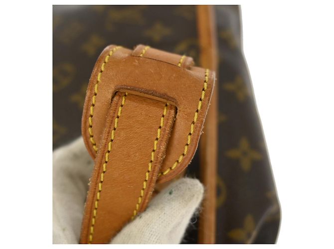 Gibeciere Borsa Messenger Gibecière Monogram Canvas MM Louis Vuitton Marrone - vista 6