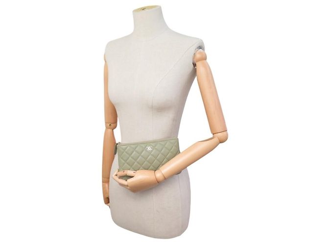 Timeless NUOVA POCHETTE CHANEL CLASSICA IN PELLE QUILTED VERDE - vista 5