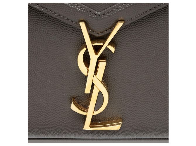 Saint Laurent Grain de Poudre Monograma Cassandra Mini Alça Superior - vista 10