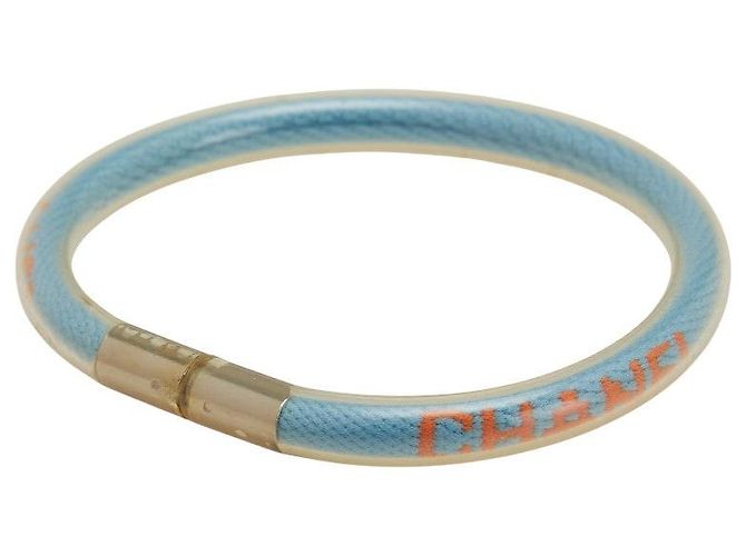 Timeless Pulseira Tubo Logo Chanel Azul - vista 2