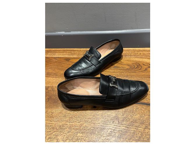 Mocassini in pelle nera Hermès con fibbia 'H' Nero - vista 2
