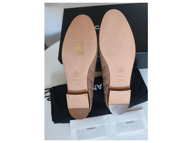 Bailarinas Chanel Acolchadas de Cuero Beige - vista 8