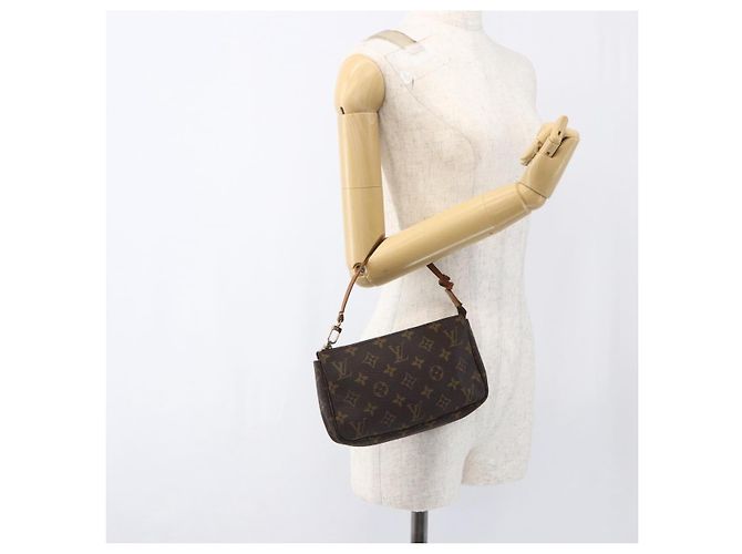 LOUIS VUITTON Pochette Accessori Monogram M51980 LV Auth 171173 Monogramma - vista 20