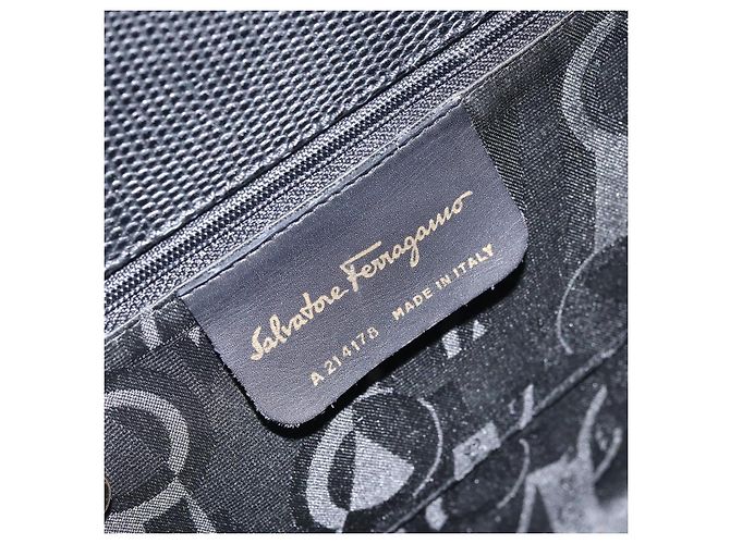 Borsa a mano Vala in pelle nera e oro Salvatore Ferragamo Auth ka2505 Nero D'oro - vista 12