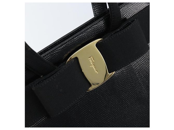 Borsa a mano Vala in pelle nera e oro Salvatore Ferragamo Auth ka2505 Nero D'oro - vista 17