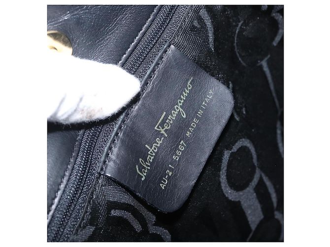 Borsa a spalla Chain Vala in nylon nero e oro Auth ep13450 di Salvatore Ferragamo D'oro - vista 12