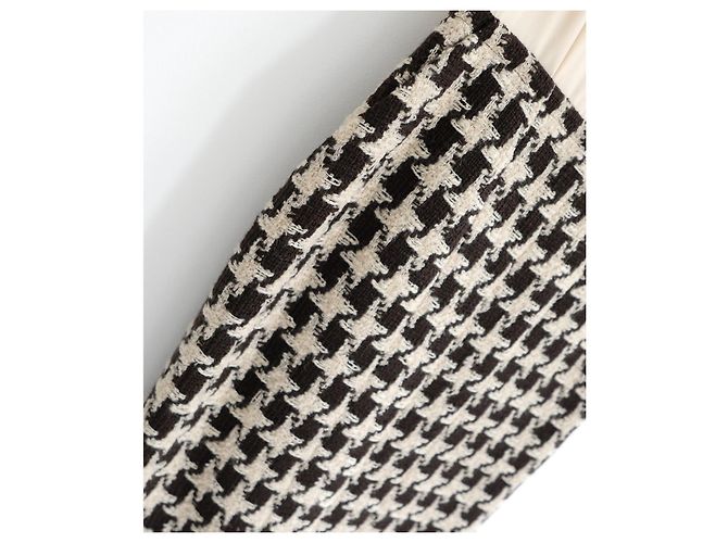 Vestido 'Paris-Moscú' de pata de gallo Pre-Fall 2009 de Chanel Castaño - vista 2