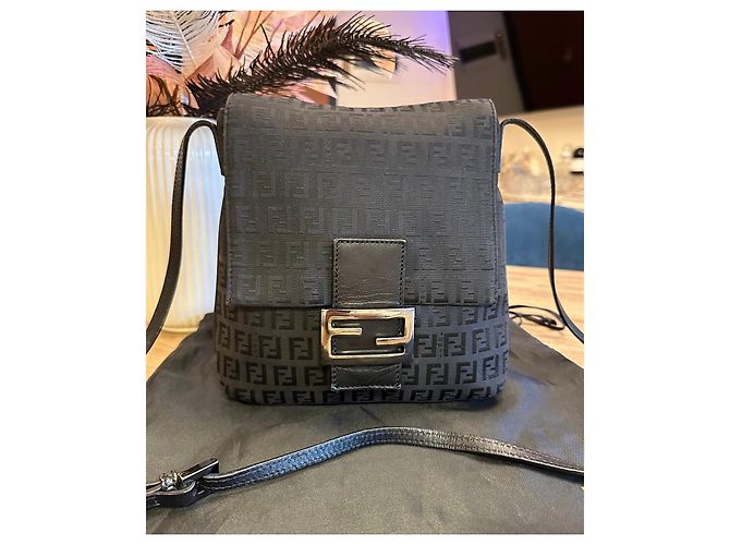 Borsa Fendi Zucca in tela nera Nero - vista 2