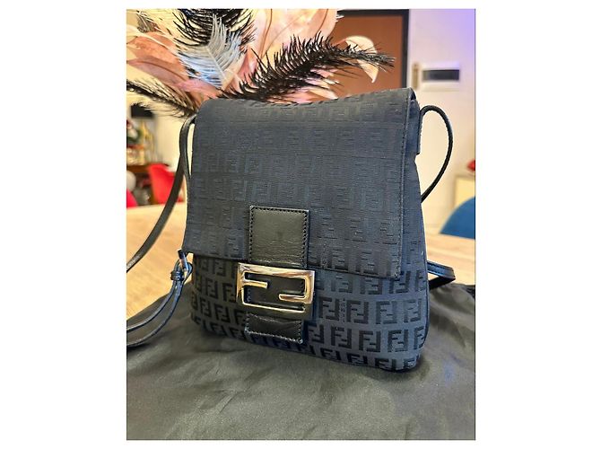 Borsa Fendi Zucca in tela nera Nero - vista 3