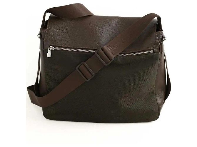 Louis Vuitton Borsa Messenger marrone - vista 3