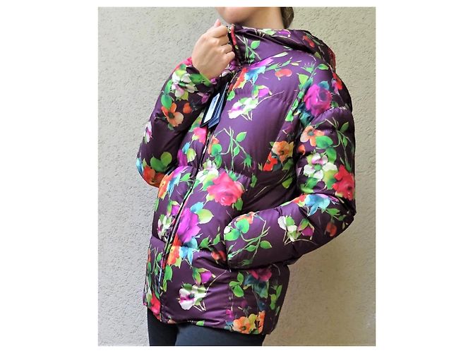 Blumarine beautiful and comfortable down jacket size 38IT NEW! Multiple colors - view 11