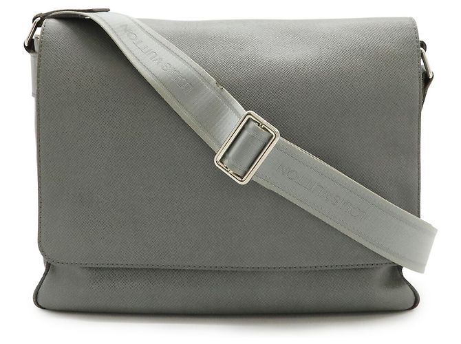 Borsa a Spalla Roman MM in Taiga di Louis Vuitton Marrone - vista 2