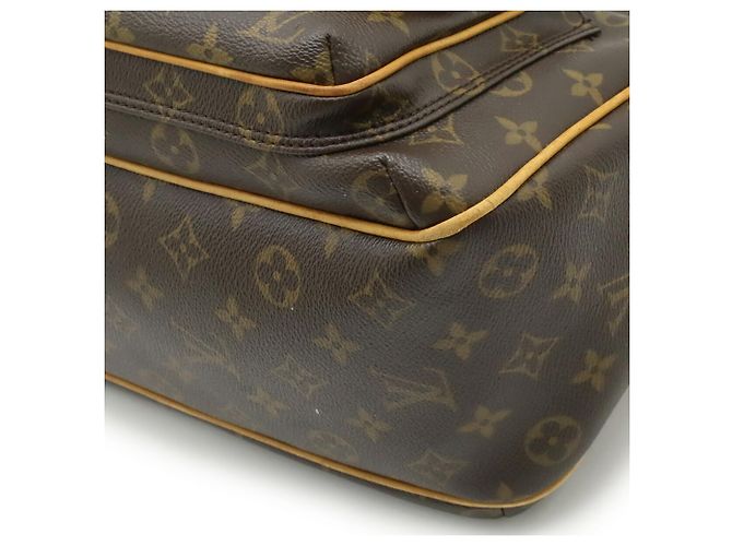 Borsa a Spalla Tikal GM Monogramma Louis Vuitton Marrone - vista 4