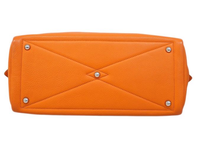 Borsa Hermès Victoria 35 in pelle Taurillon Clemence arancione - vista 3