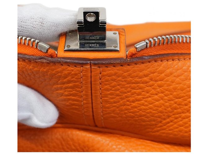 Borsa Hermès Victoria 35 in pelle Taurillon Clemence arancione - vista 9