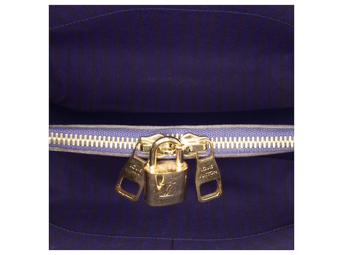 Louis Vuitton Blue Monogram Empreinte Montaigne GM Navy blue - view 4