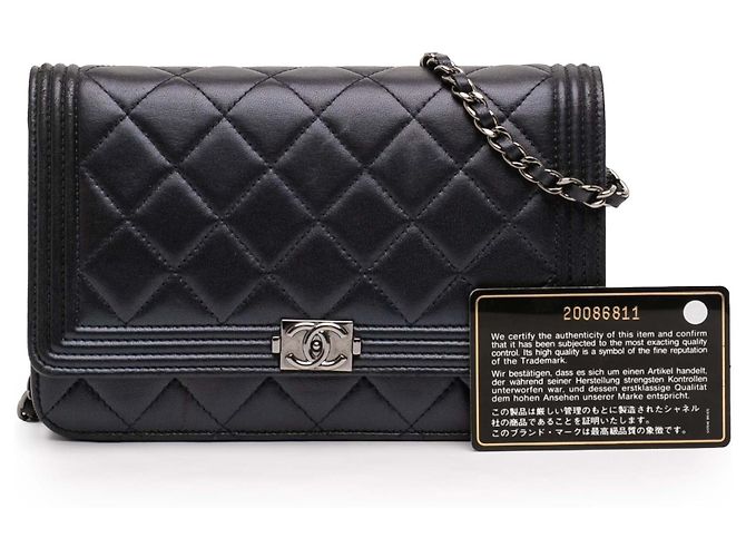 Cartera Boy de piel de cordero acolchada azul de Chanel con cadena Azul marino - vista 13