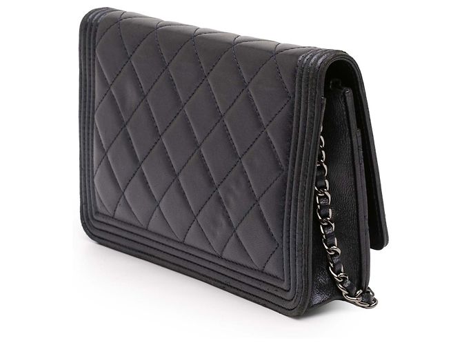 Cartera Boy de piel de cordero acolchada azul de Chanel con cadena Azul marino - vista 2