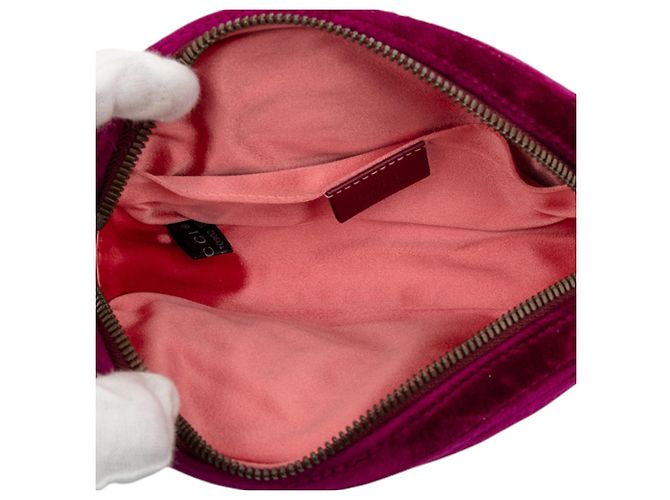 Belt bag in velluto matelassé GG Marmont viola di Gucci Porpora - vista 4