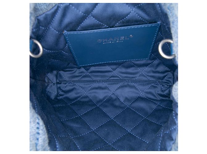 Borsa Chanel Blue Mini in denim con borchie 22 - vista 4